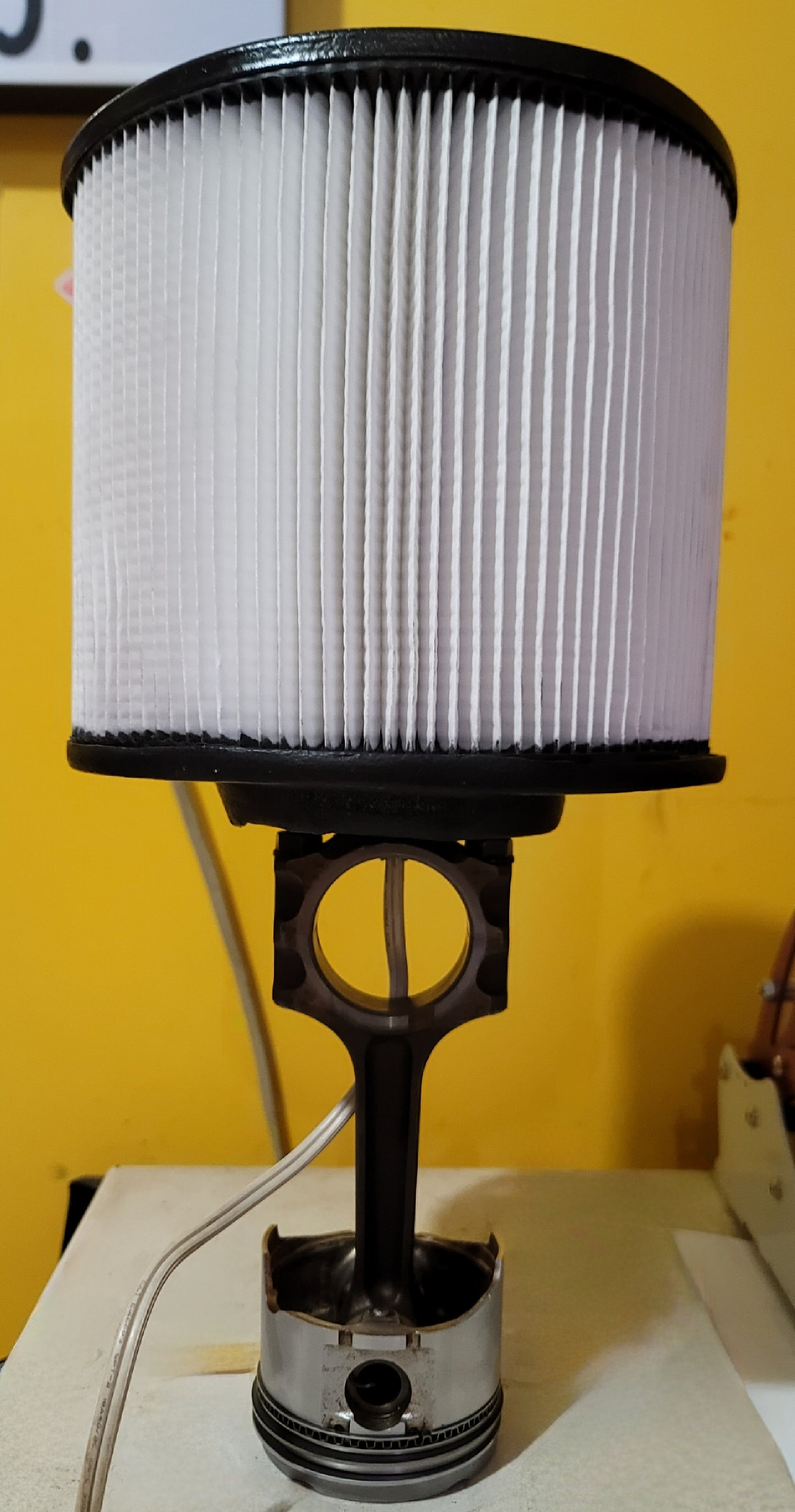 Piston lamp